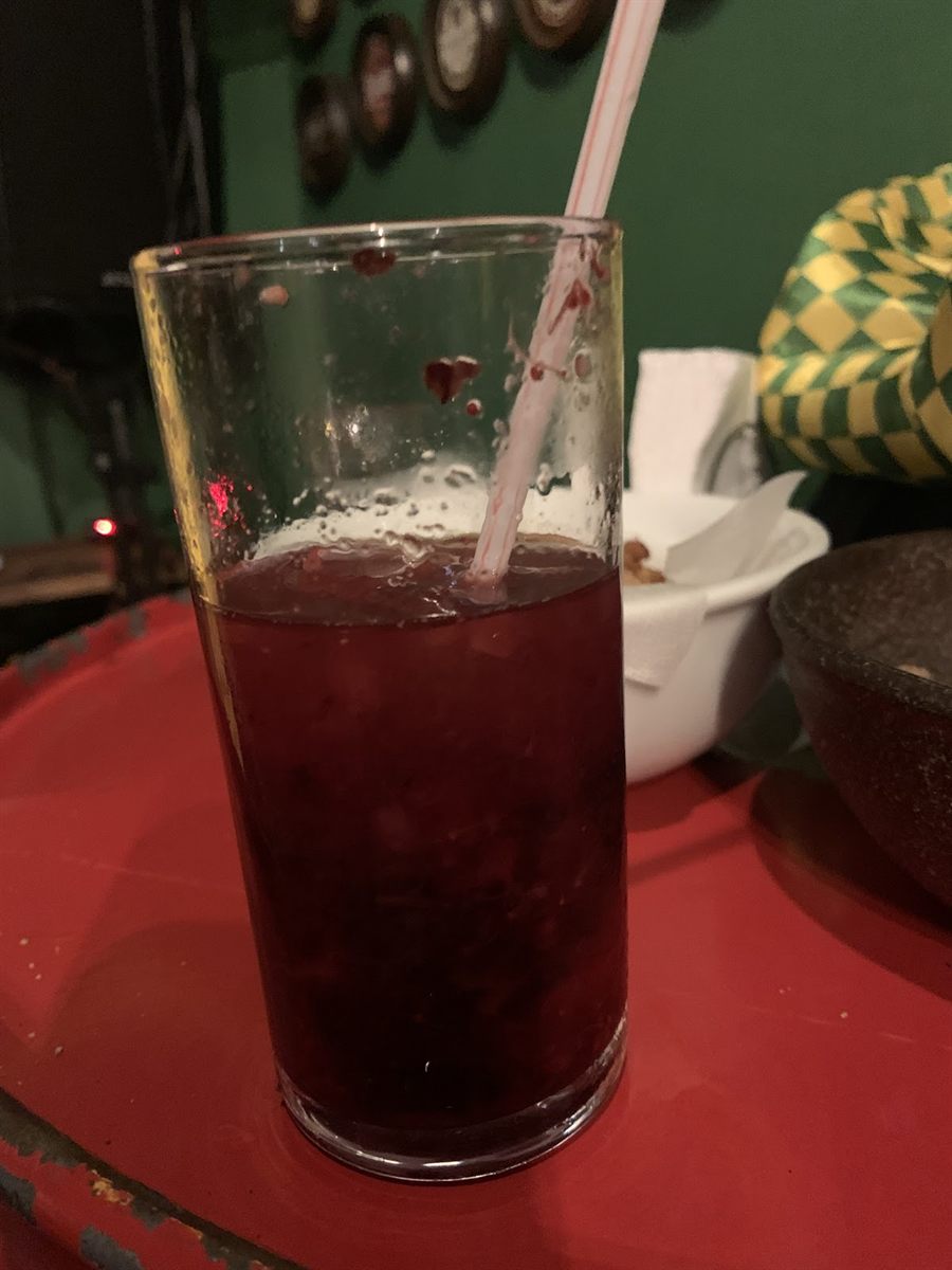 Caipirinha de frutas vermelhas do Nick Bar